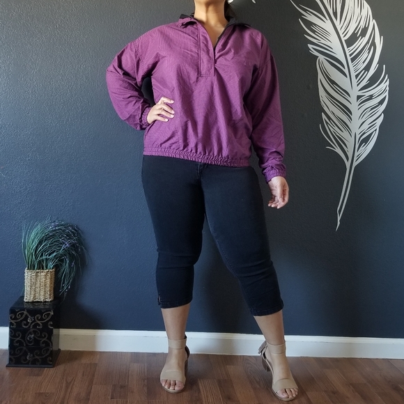 Roche Vintage Sweater - Picture 3 of 5